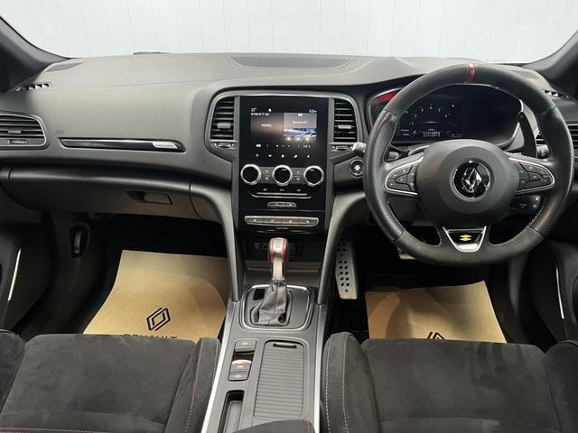 RENAULT MEGANE hatchback