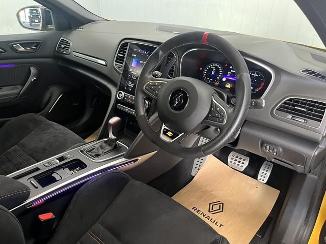 RENAULT MEGANE hatchback