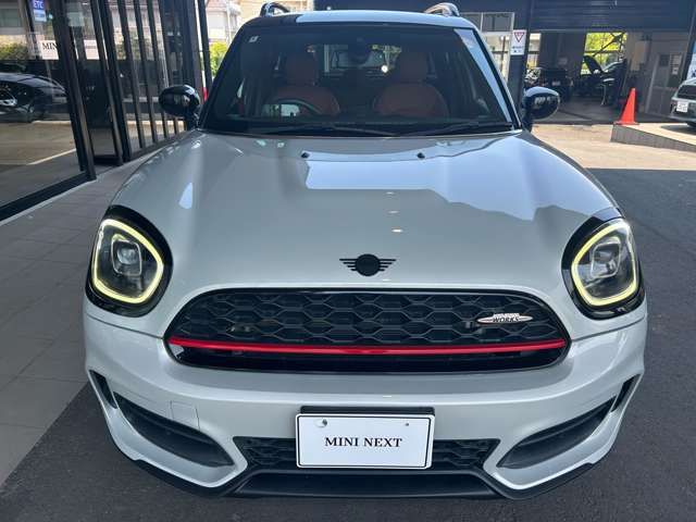 MINI CROSSOVER