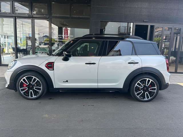 MINI CROSSOVER