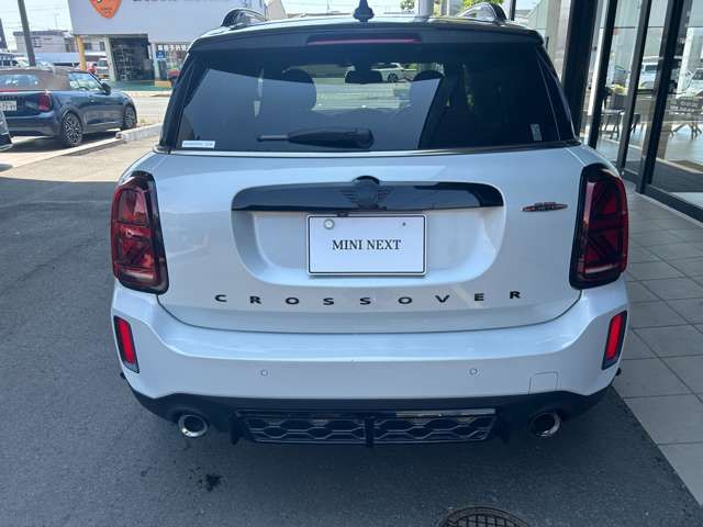 MINI CROSSOVER