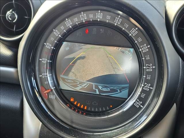 BMW MINI COOPER D CROSSOVER