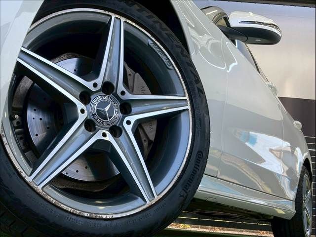 MERCEDES BENZ C-Class sedan