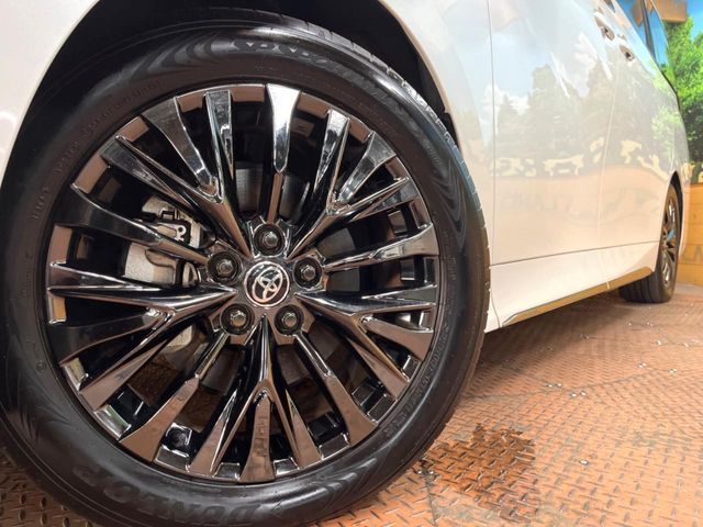 VELLFIRE  HYBRID 4WD
