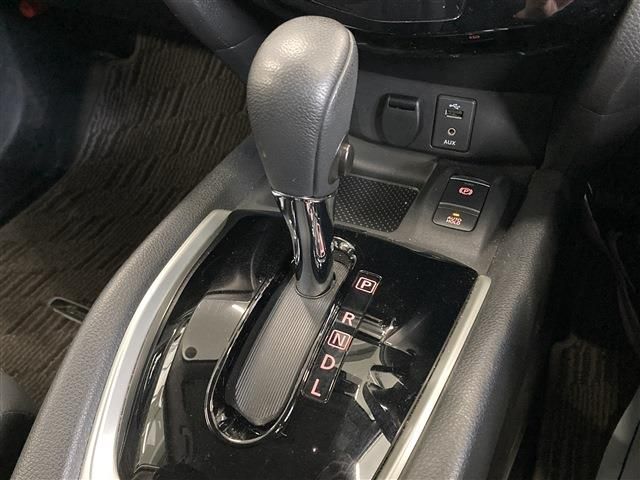 X-TRAIL 4WD