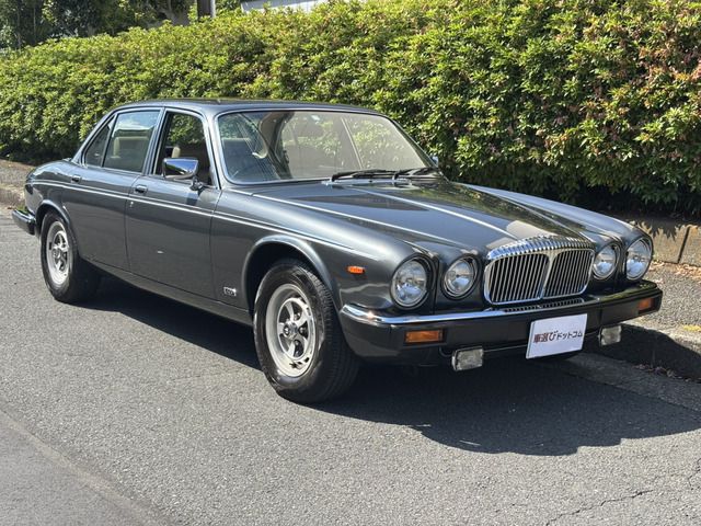 DAIMLER DAIMLER