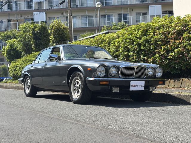 DAIMLER DAIMLER