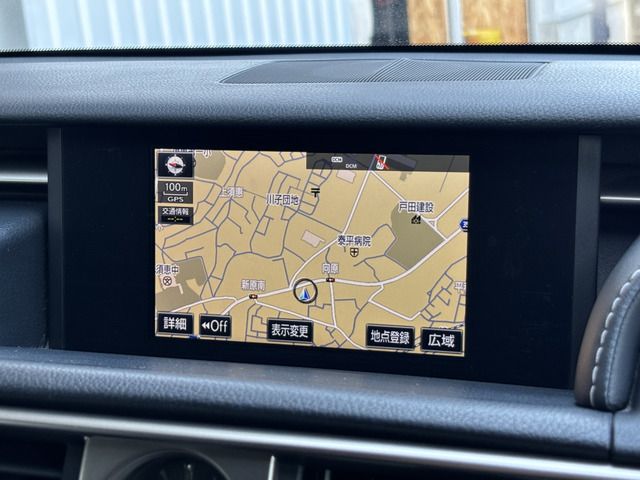 LEXUS IS300h