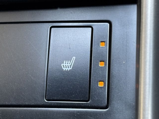 LEXUS IS300h
