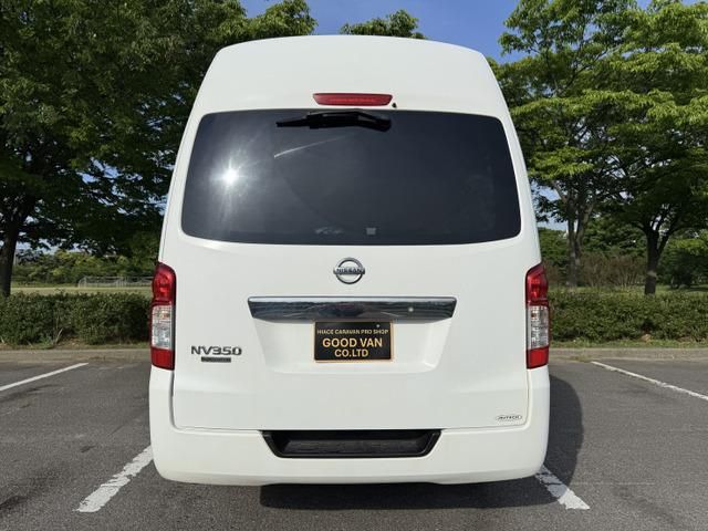NV350 CARAVAN 4WD