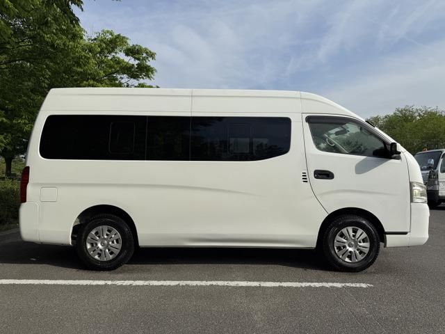 NV350 CARAVAN 4WD