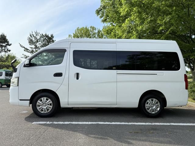 NV350 CARAVAN 4WD
