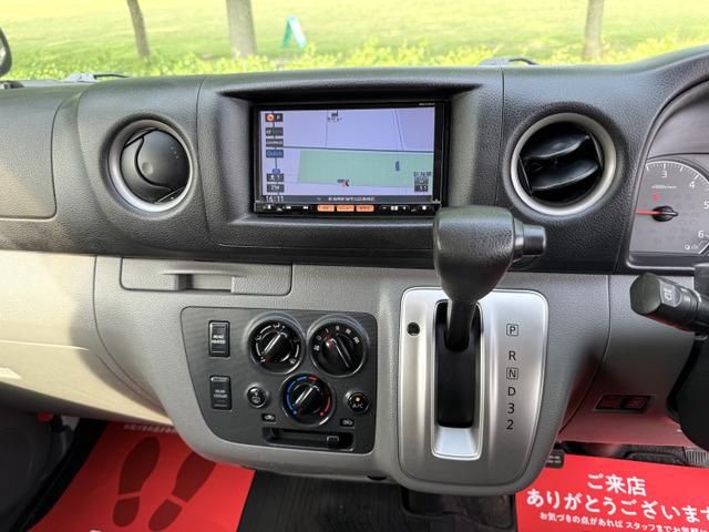 NV350 CARAVAN 4WD