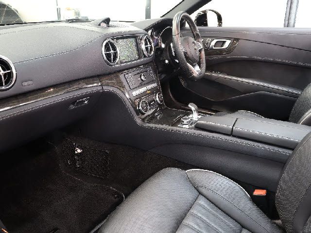 MERCEDES BENZ SL class