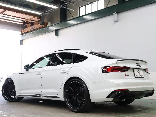 AUDI RS5 SPORTBACK