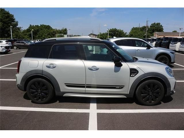 MINI COOPER D CROSSOVER