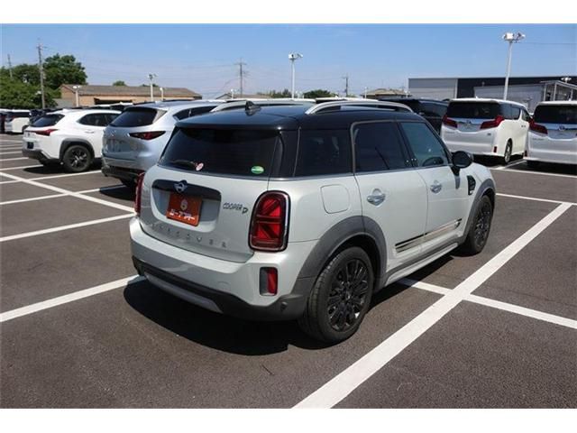 MINI COOPER D CROSSOVER