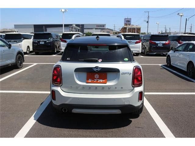 MINI COOPER D CROSSOVER