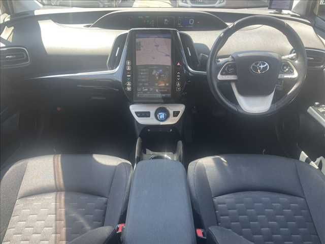 PRIUS PHV