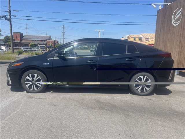 PRIUS PHV