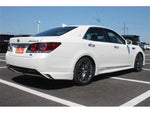 CROWN sedan hybrid