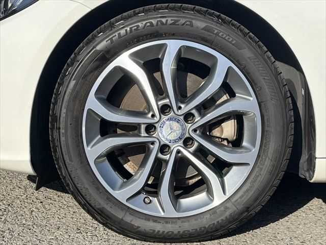 MERCEDES BENZ C class sedan