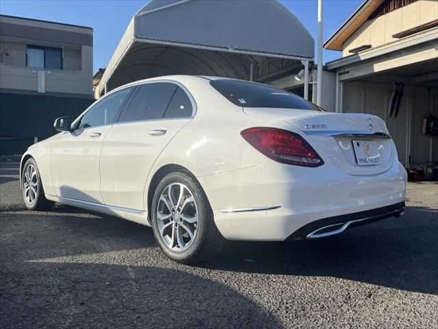 MERCEDES BENZ C class sedan