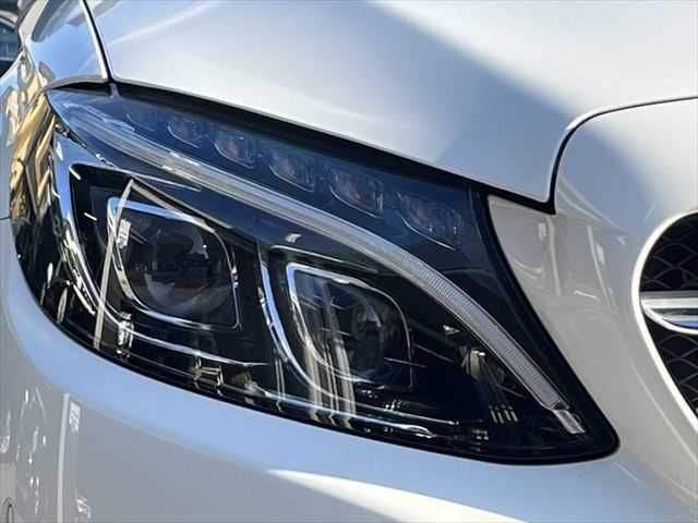 MERCEDES BENZ C class sedan