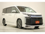 VOXY HYBRID