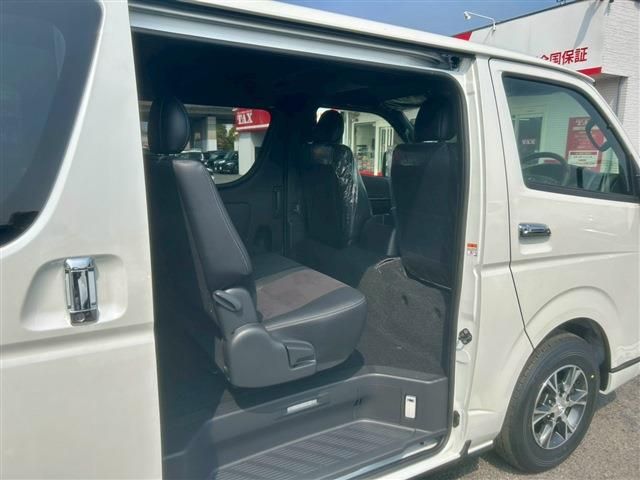 HIACE van 2WD