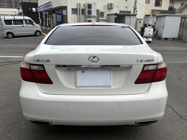 LEXUS LS460