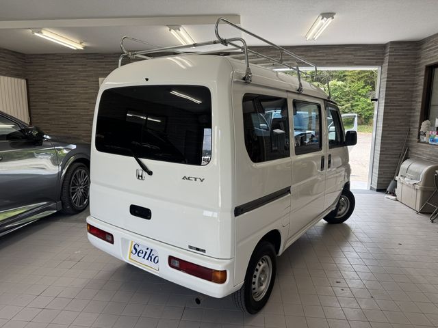 ACTY van