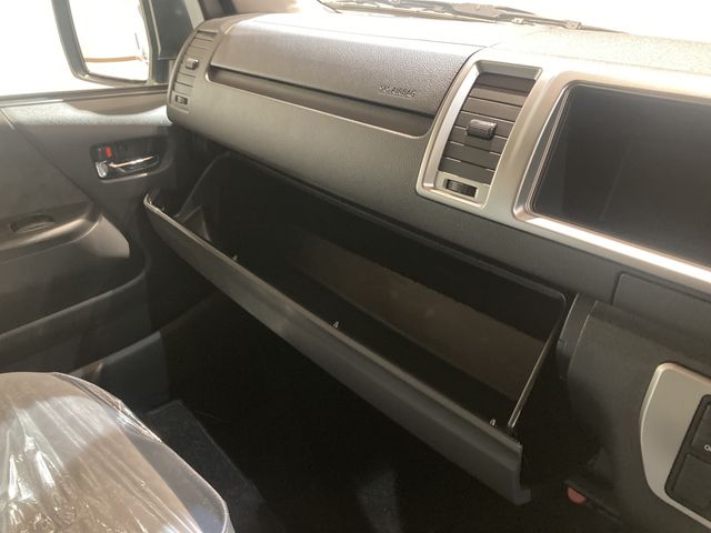 HIACE wagon 4WD