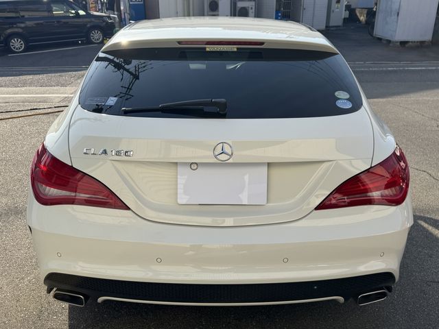 MERCEDES BENZ CLA Shooting Brake