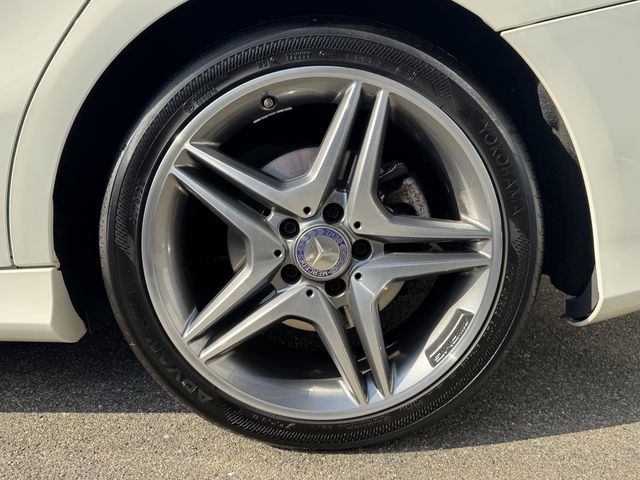 MERCEDES BENZ CLA Shooting Brake