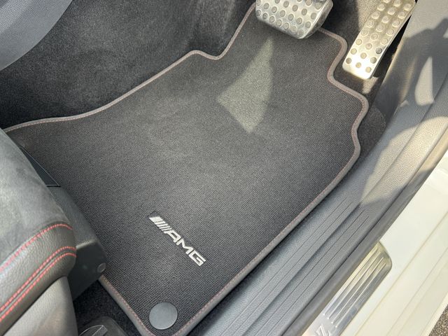 MERCEDES BENZ CLA Shooting Brake