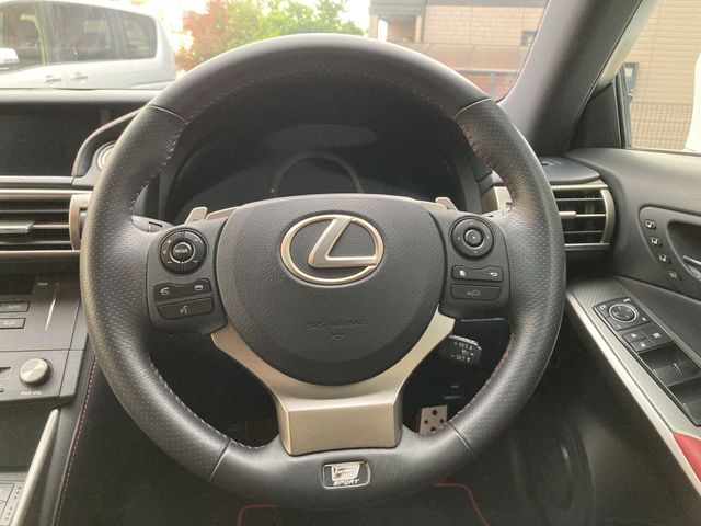 LEXUS IS250