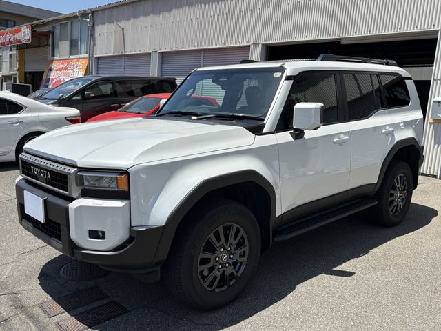 LANDCRUISER 250