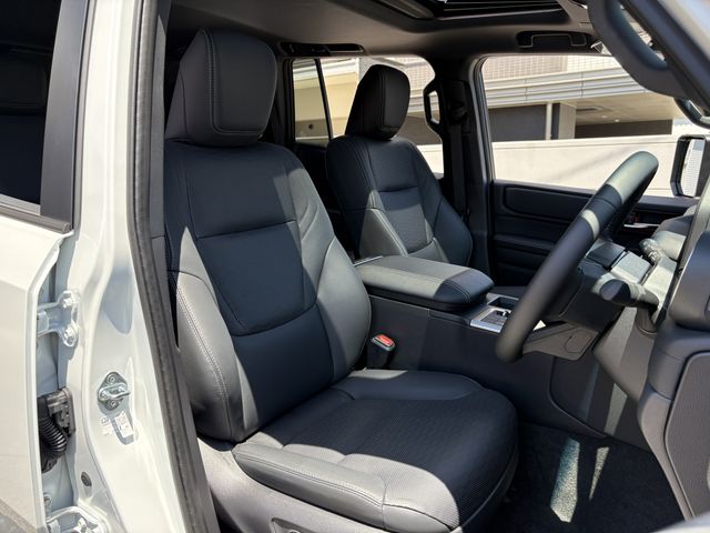 LANDCRUISER 250