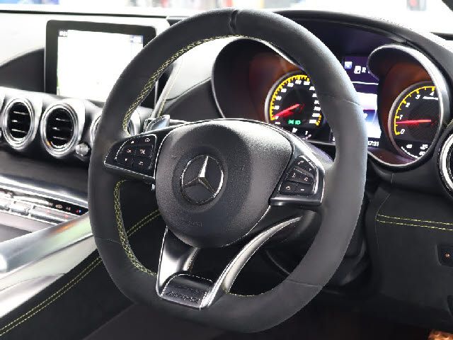 MERCEDES AMG GT S