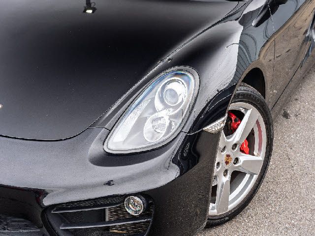 PORSCHE CAYMAN S