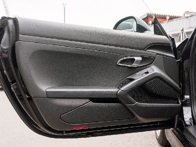 PORSCHE CAYMAN S