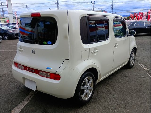 CUBE