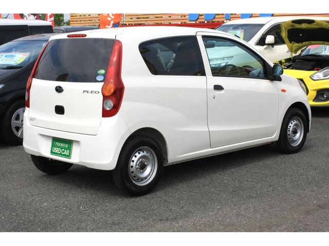 PLEO van
