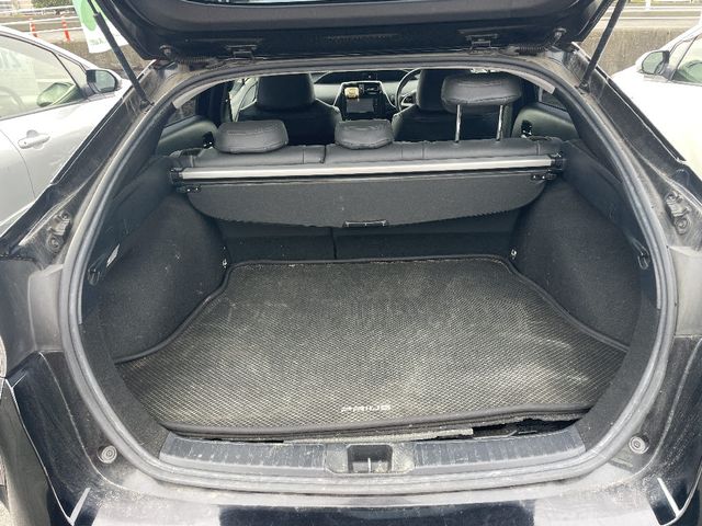 PRIUS 4WD