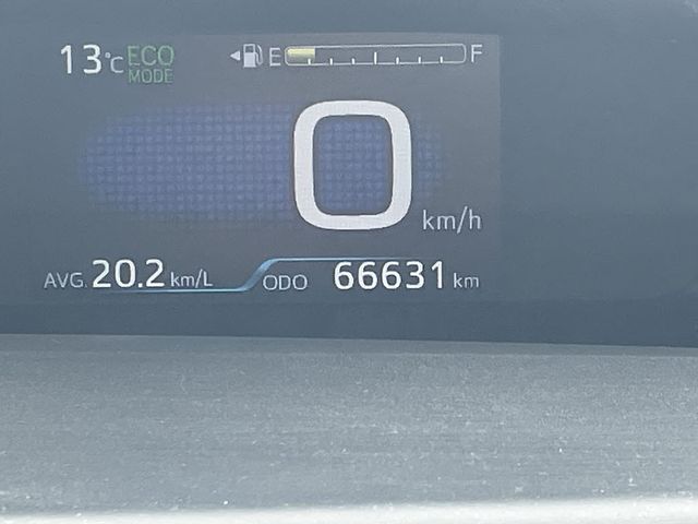 PRIUS 4WD