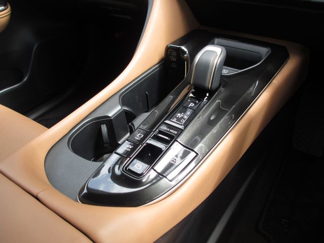 CROWN SPORT
