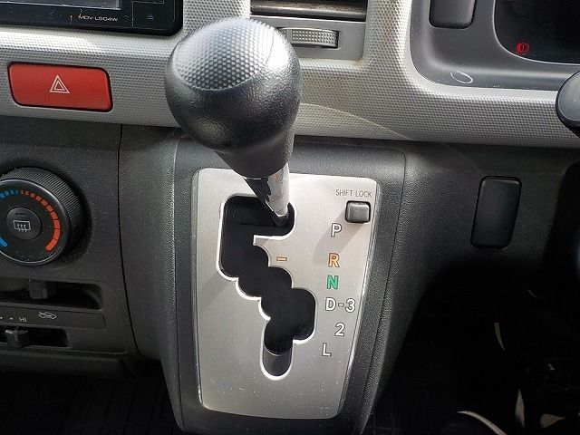 HIACE van 1.25t 2WD