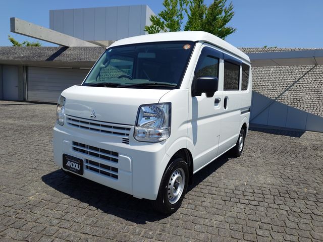 MINICAB van