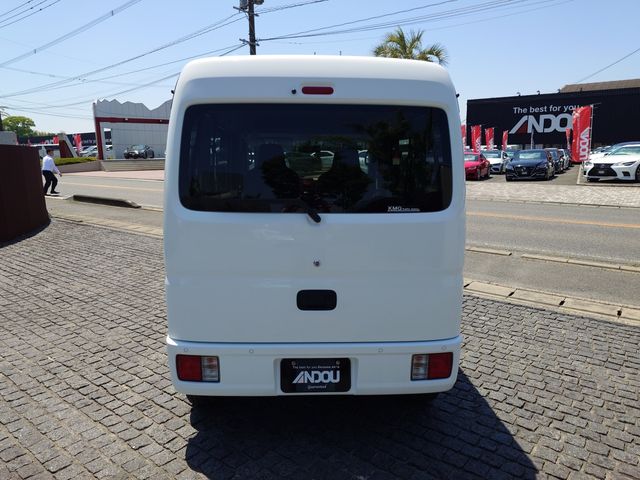 MINICAB van